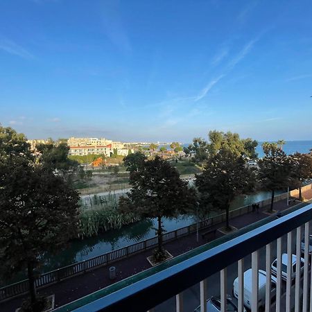 Vue Sur Mer - Magnifique Appartement Tout Confort - Terrasse Et Parking Prive Cagnes-sur-Mer Exterior photo
